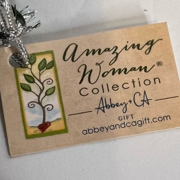 Amazing Woman Mug - Picture 3 of 16